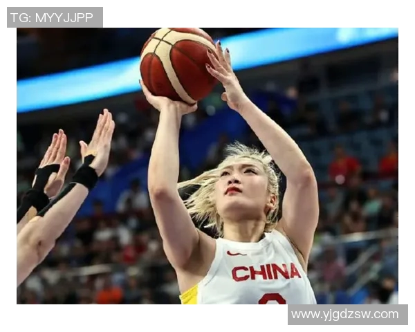 李梦在国家队竞争中的个性表现与球队未来发展探讨 李梦在国家队竞争中的个性表现与球队未来发展探讨